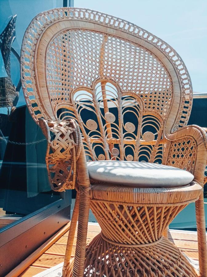 Escale Royale Frejus Hotel Bagian luar foto